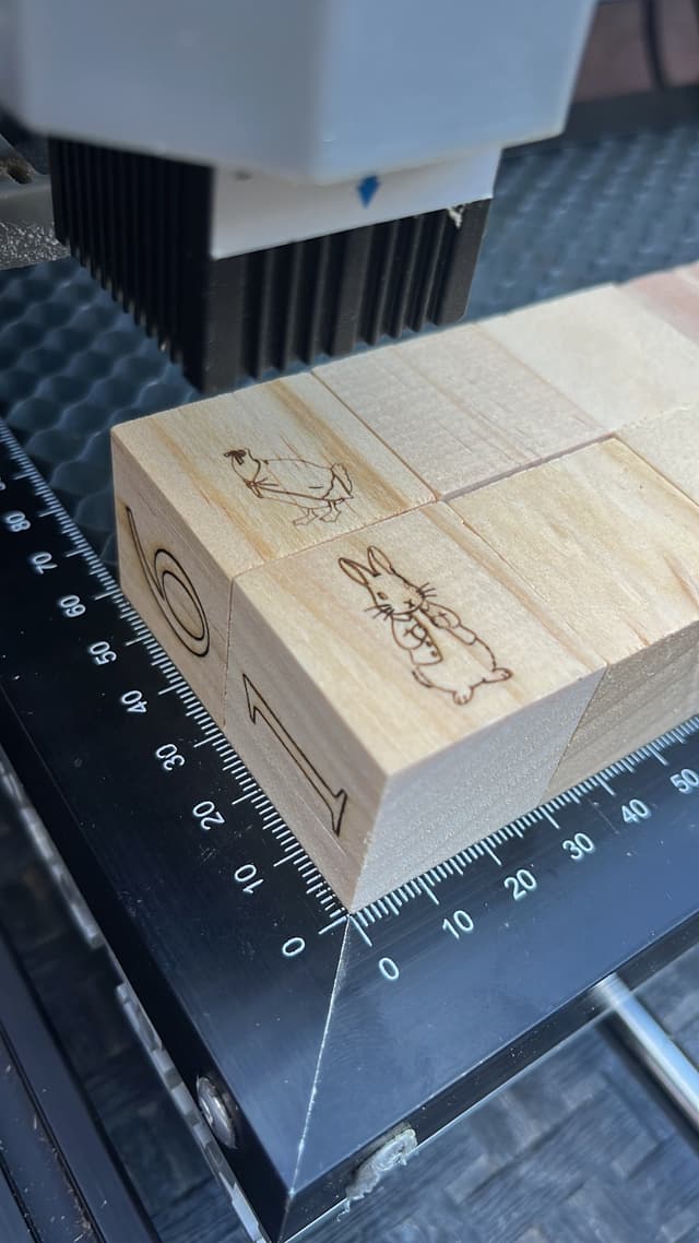 Wooded letter and number blocks