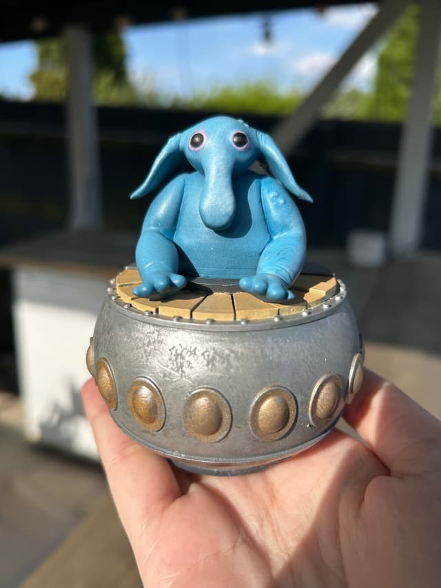 Max Rebo Statue, custom models & miniatures made by Danielle P.