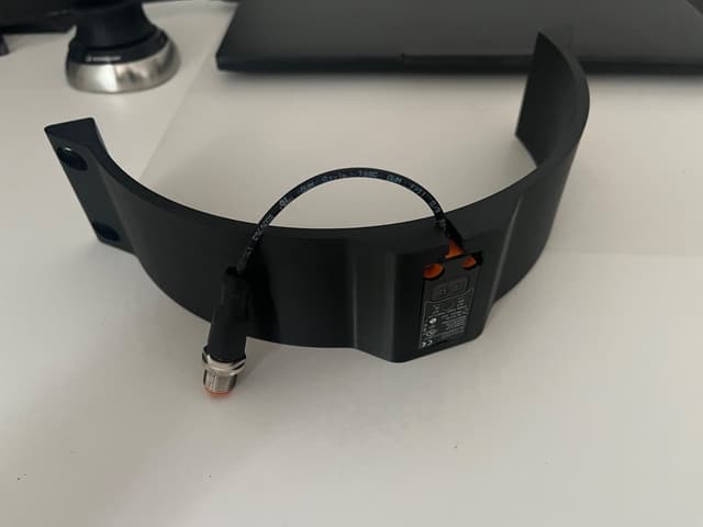 IFM sensor housing design & 3D print, custom gadgets & electronics made by Arjan S.